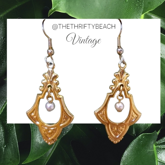 Vintage Jewelry - Vintage Fashion Earrings